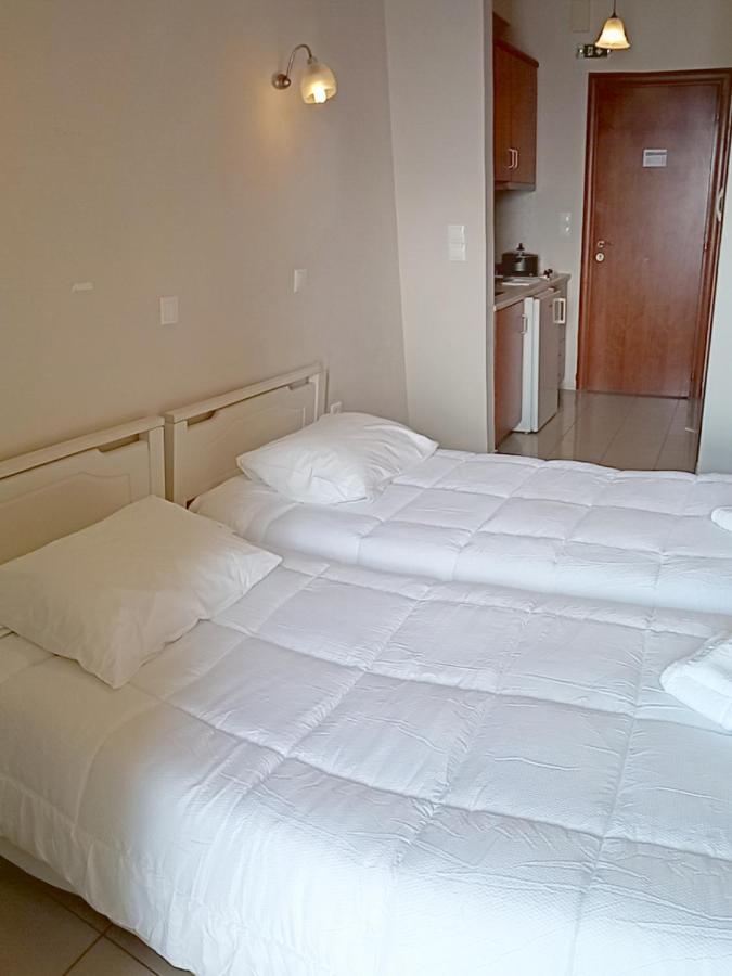Gorgones, Sea-Front, Great View Aparthotel การ์ดามมีลี ภายนอก รูปภาพ